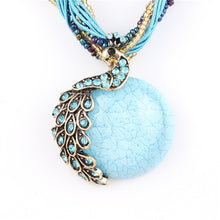 Load image into Gallery viewer, Blue natural crystal stone pendant necklace