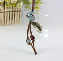 Load image into Gallery viewer, Ceramic necklace