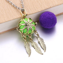 Load image into Gallery viewer, Locket Necklace