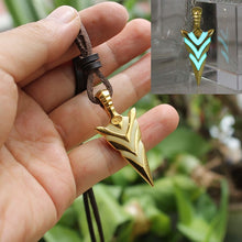Load image into Gallery viewer, Glowing Green Arrow necklace